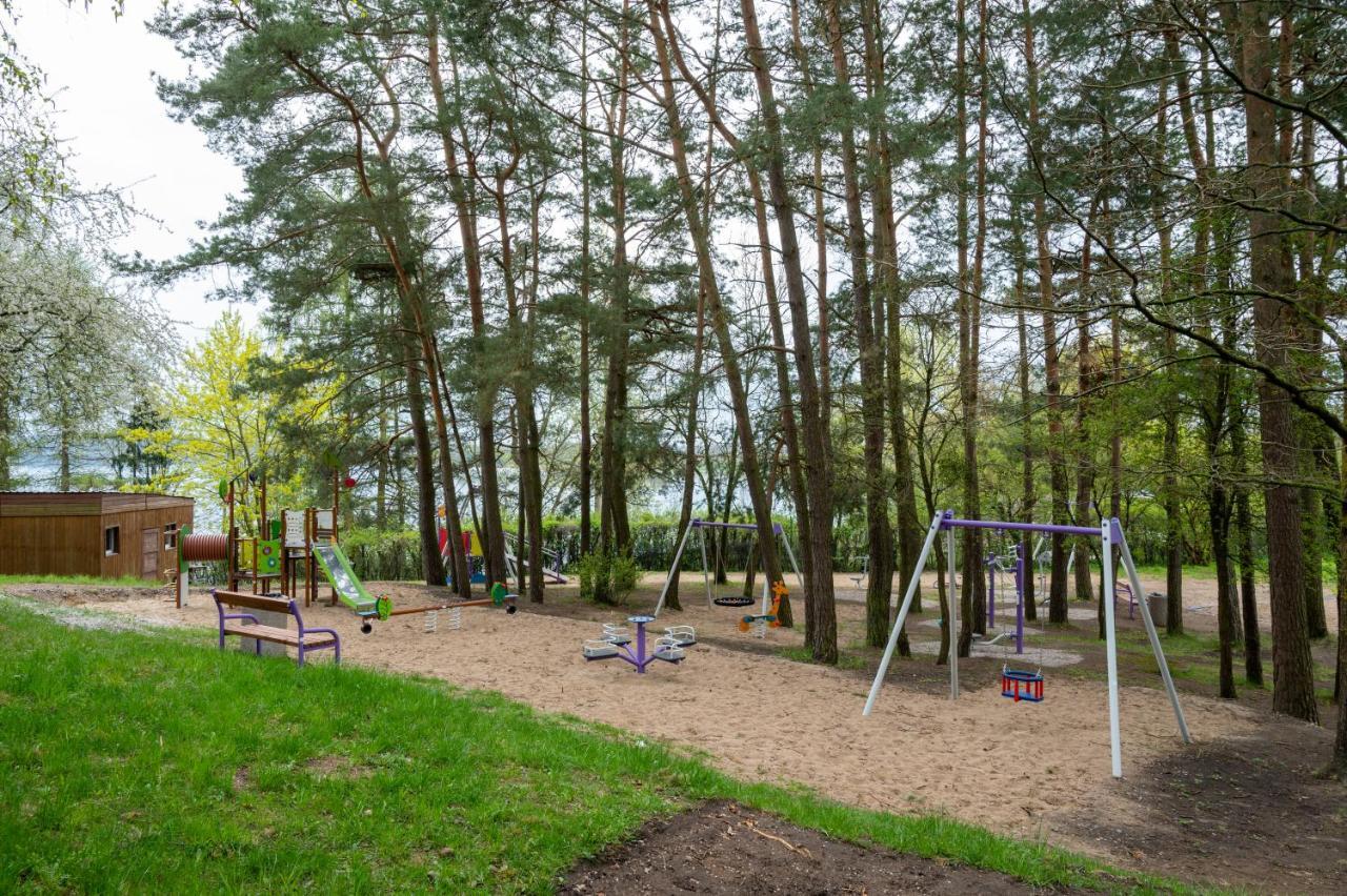Roza Wiatrow Hotel Węgorzewo Exterior foto